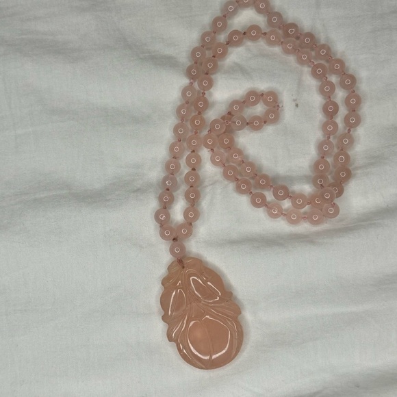 Vintage Hand Knotted Rose Quartz Necklace With Large Carved Peach Pendant - Picture 6 of 11